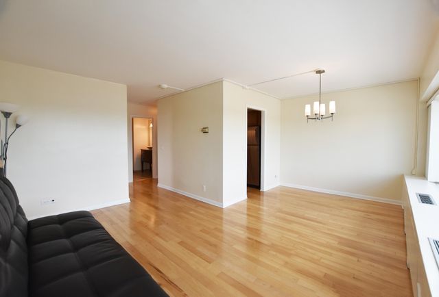 555 E William Street 20i, Ann Arbor, MI 48104