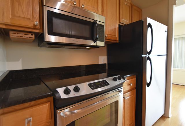 555 E William Street 20i, Ann Arbor, MI 48104