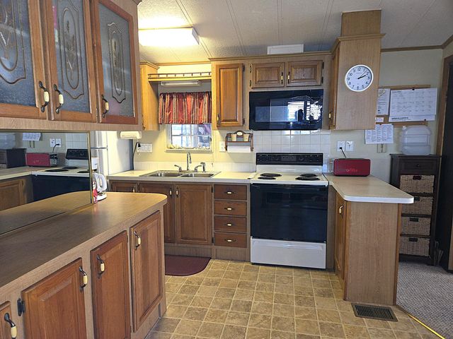 14041 SE 126th Boulevard 62, Okeechobee, FL 34974