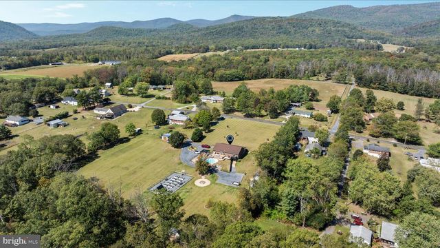 2050 BACK RD, Woodstock, VA 22664