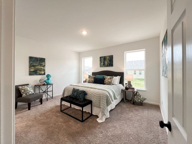 1731 S 5TH Street, Eldridge, IA 52748