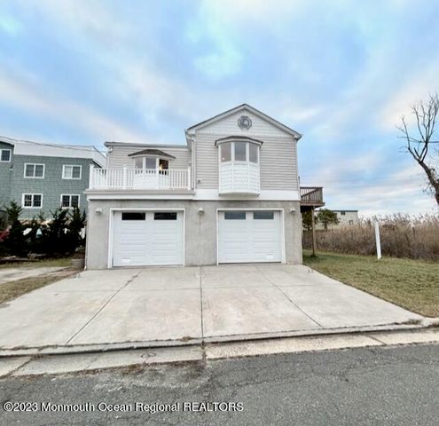 403 Cedar Avenue, Leonardo, NJ 07737