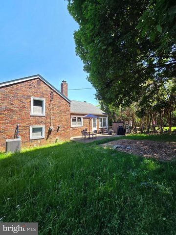 2510 PARK ST, Reading, PA 19606