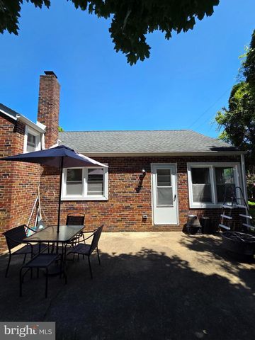 2510 PARK ST, Reading, PA 19606