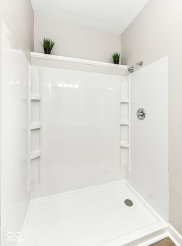 19474 Sandbar Drive, Noblesville, IN 46062