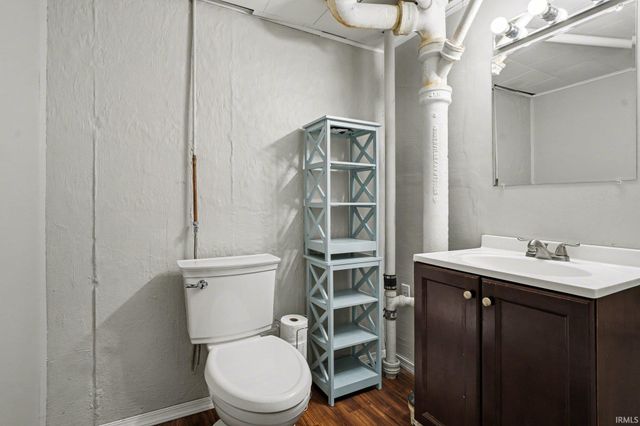 2514 Edison Road, South Bend, IN 46615