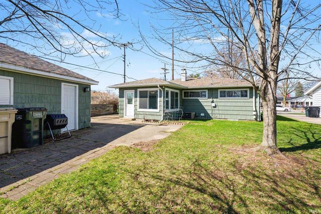 2514 Edison Road, South Bend, IN 46615