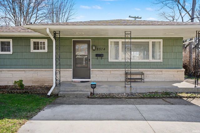 2514 Edison Road, South Bend, IN 46615