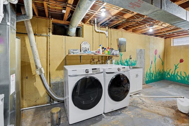 2514 Edison Road, South Bend, IN 46615