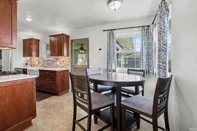 2514 Edison Road, South Bend, IN 46615