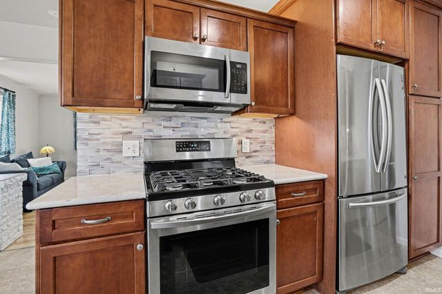 2514 Edison Road, South Bend, IN 46615