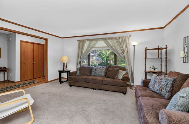 13712 S Mallard Court, Plainfield, IL 60544