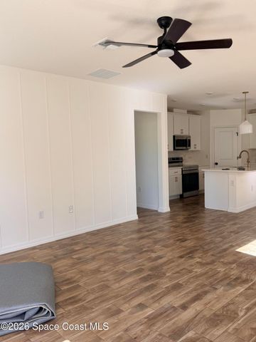 1212 Canfield Circle SE, Palm Bay, FL 32909