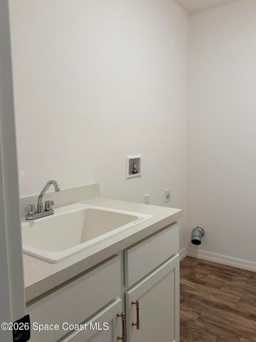 1212 Canfield Circle SE, Palm Bay, FL 32909