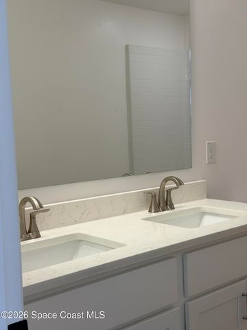 1212 Canfield Circle SE, Palm Bay, FL 32909