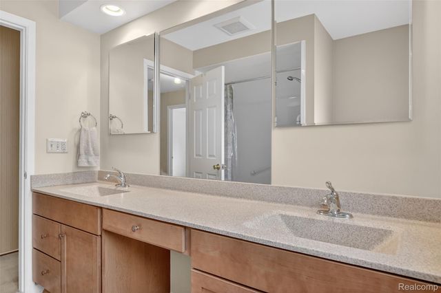 14341 Heritage Street, Riverview, MI 48193