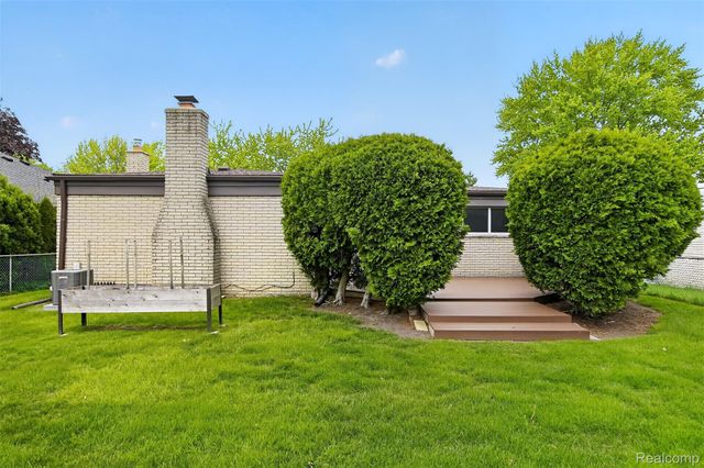 14341 Heritage Street, Riverview, MI 48193