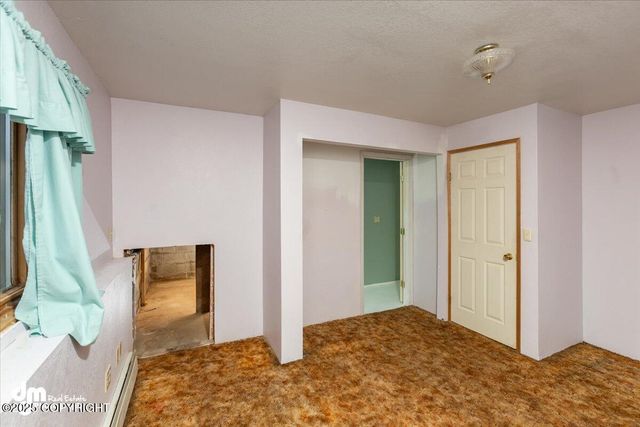 3700 De Armoun Road, Anchorage, AK 99516