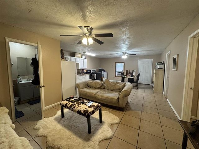 1025.5 Horridge Street, Vinton, LA 70668