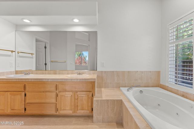 4991 W Albuquerque Road, Reno, NV 89511