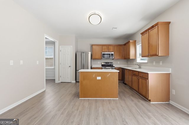 7307 Toccoa Circle, Union City, GA 30291