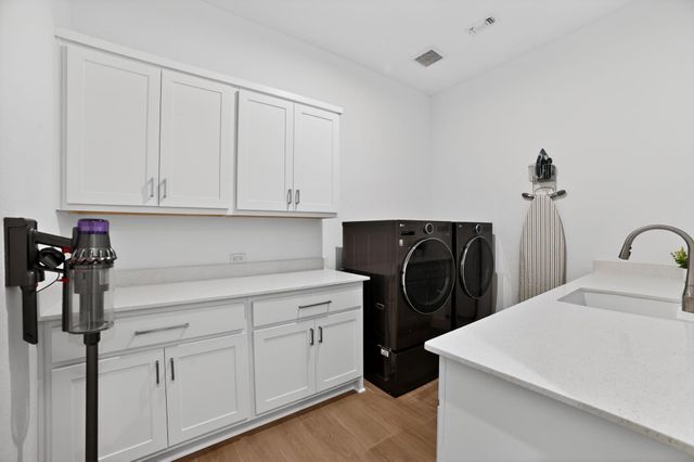 200 Alava WAY, Liberty Hill, TX 78642