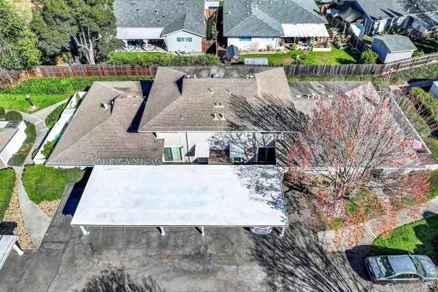 30 Belvedere Ct, Napa, CA 94559