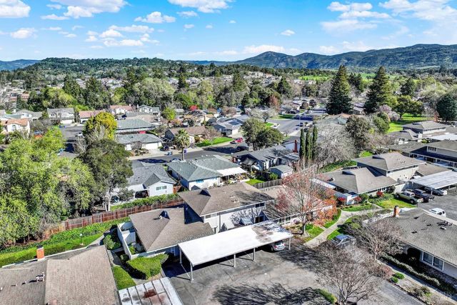 30 Belvedere Ct, Napa, CA 94559