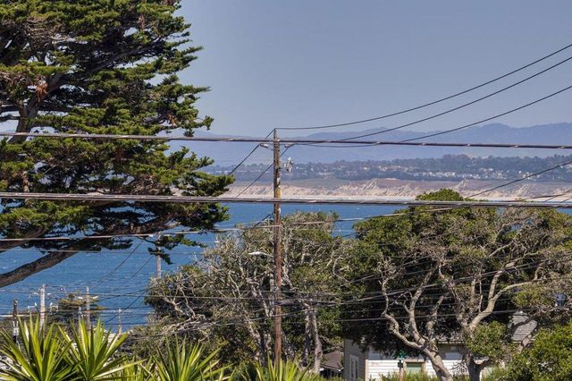700 David Avenue, Monterey, CA 93940