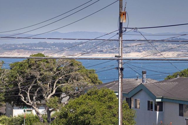 700 David Avenue, Monterey, CA 93940