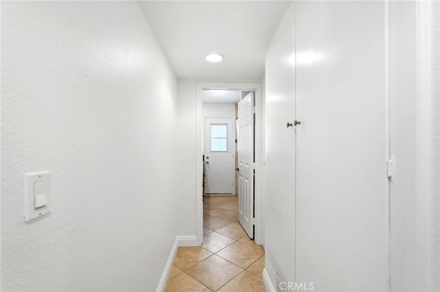 1110 E Meats Avenue, Orange, CA 92865
