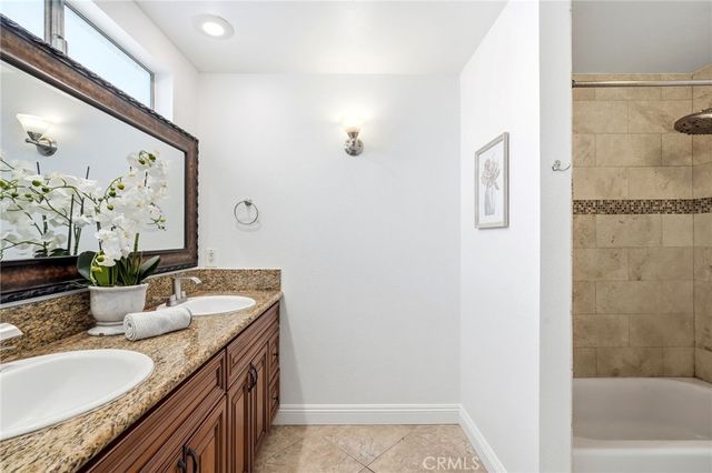 1110 E Meats Avenue, Orange, CA 92865