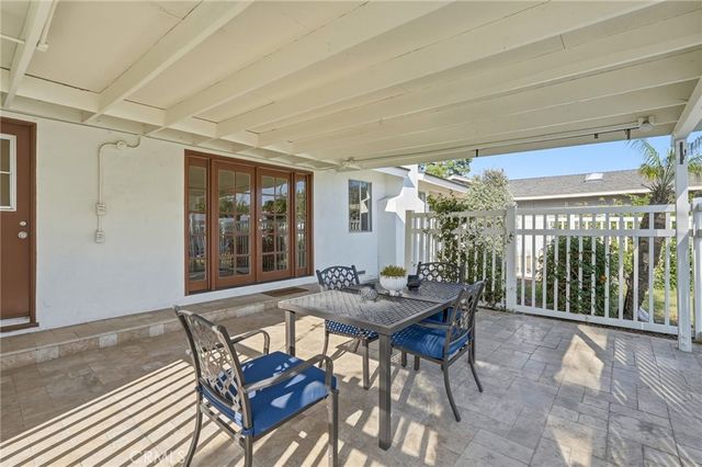 1110 E Meats Avenue, Orange, CA 92865