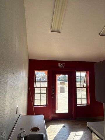 643 S Pueblo Blvd, Pueblo, CO 81005