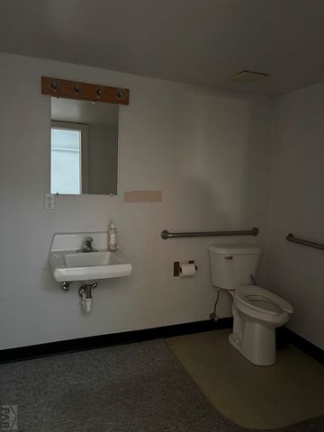 643 S Pueblo Blvd, Pueblo, CO 81005