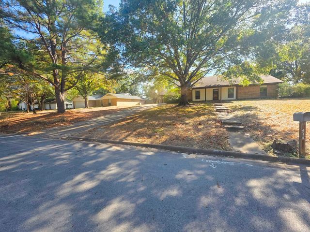 414 Jo Aynn Circle, Bonham, TX 75418