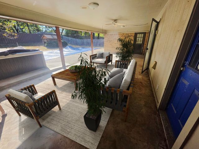 414 Jo Aynn Circle, Bonham, TX 75418