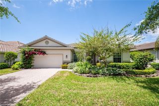 8844 Mustang Island CIR, Naples, FL 34113