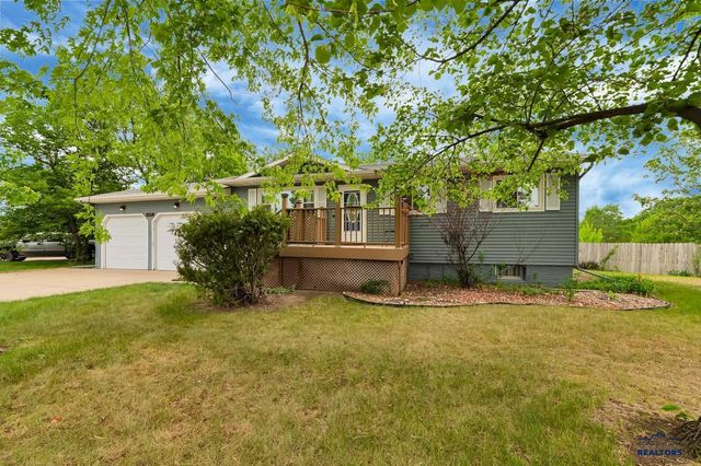4615 MEADOWLAND DR, Rapid City, SD 57703