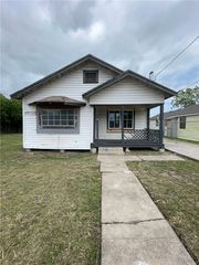 2906 Coleman Ave, Corpus Christi, TX 78405