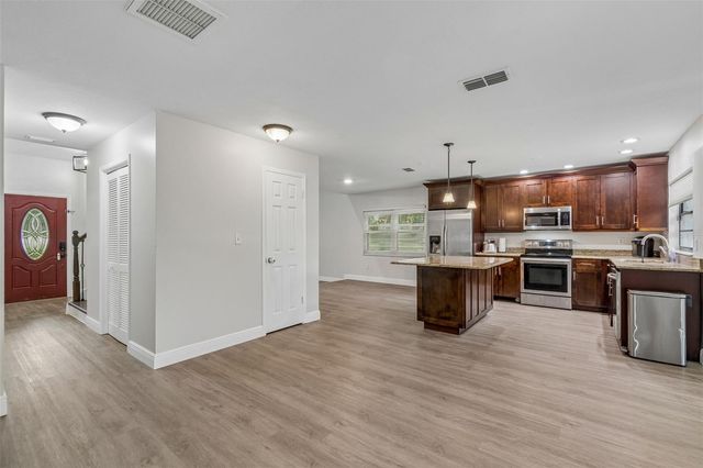 16507 CRANWOOD PLACE, Tampa, FL 33618
