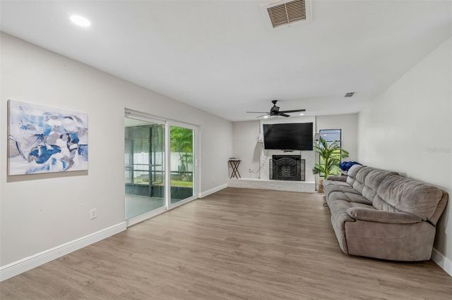 16507 CRANWOOD PLACE, Tampa, FL 33618