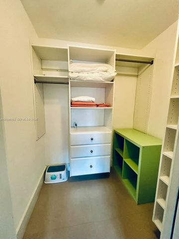 100 Lincoln Road 420, Miami Beach, FL 33139