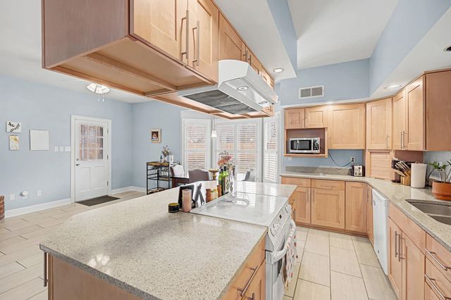 7705 LYNX RUN CV, Memphis, TN 38016