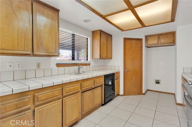 13910 Rincon, Apple Valley, CA 92307