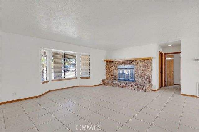 13910 Rincon, Apple Valley, CA 92307