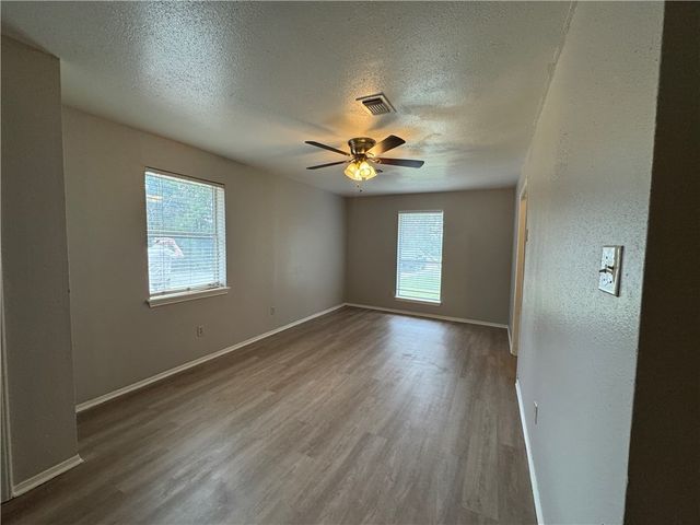 1509 Bluebonnet Drive, College Station, TX 77845