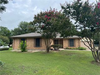 1509 Bluebonnet Drive, College Station, TX 77845