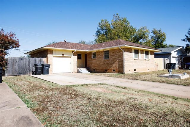 125 NE 11th Street, Moore, OK 73160