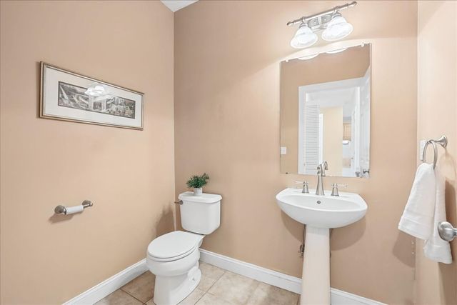 41 Meeting House Road 41, Norfolk, MA 02056